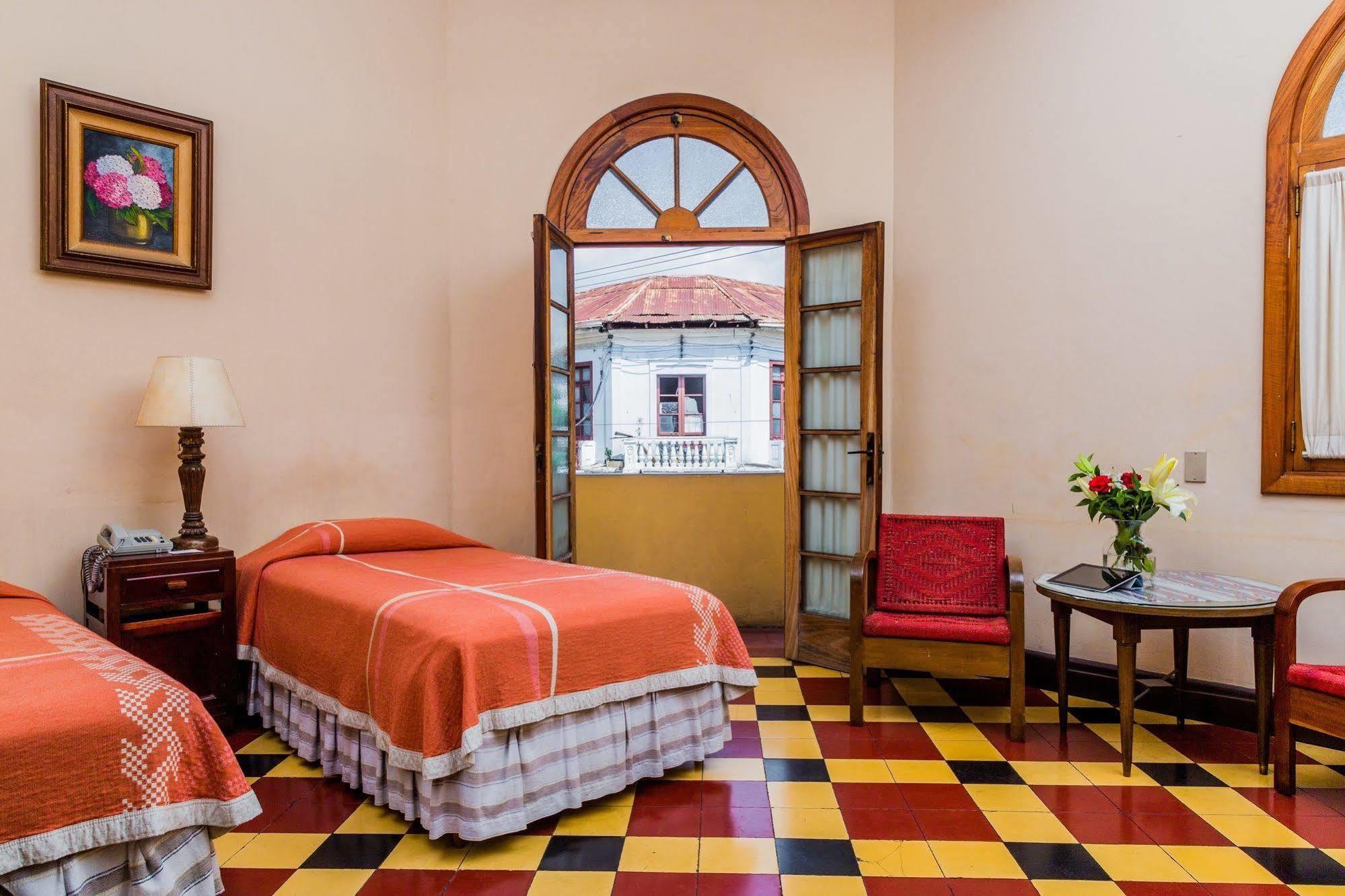 Hotel Panamerican Guatemala Exterior foto
